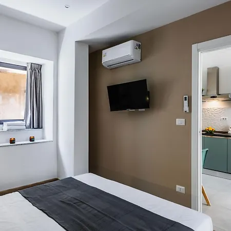 Apartment Casa Kyuka: History & Modernity *