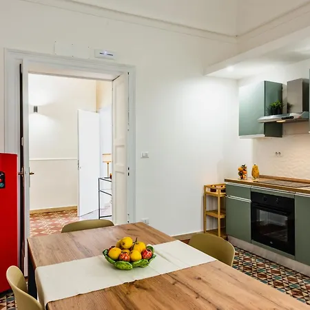 Casa Kyuka: History & Modernity Apartment *